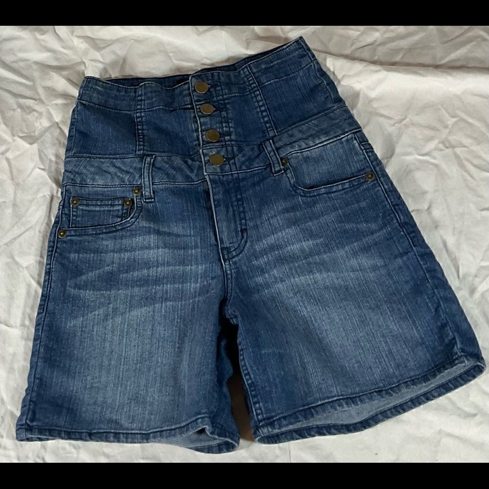 🔥❤️🔥 Forever 21 Hi Waist 3 Button Denim Blue Jean Shorts US Size 26 EPC